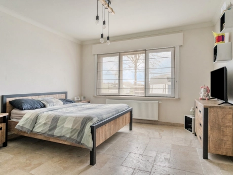 6efb686df5a349c5abfd5727e04d8007 thumbnail