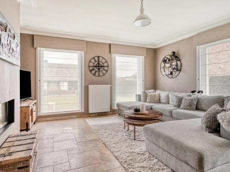 e987b43423764fdc846c8dcb20bf46ab thumbnail