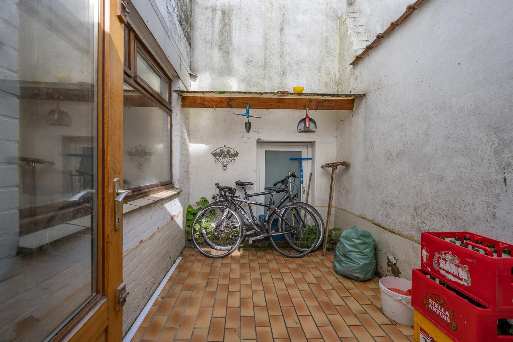 42a55d6fdeea403a86ca191764b83643 photo