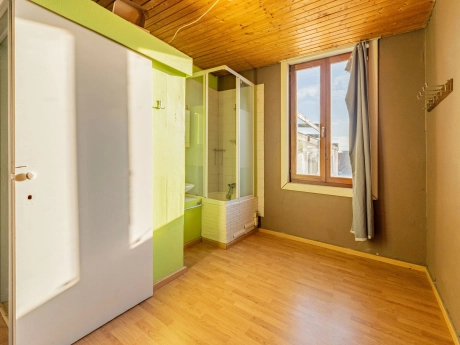 737ff577eaa24200a92cfbbf6d44819f thumbnail