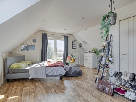 63f760dacf584641be581a5c44aece00 thumbnail