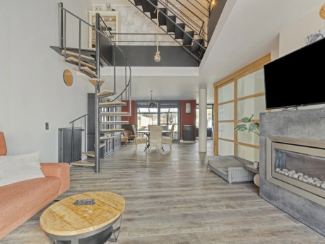 ba53de7f6d2443868880ae4bf36c4761 thumbnail