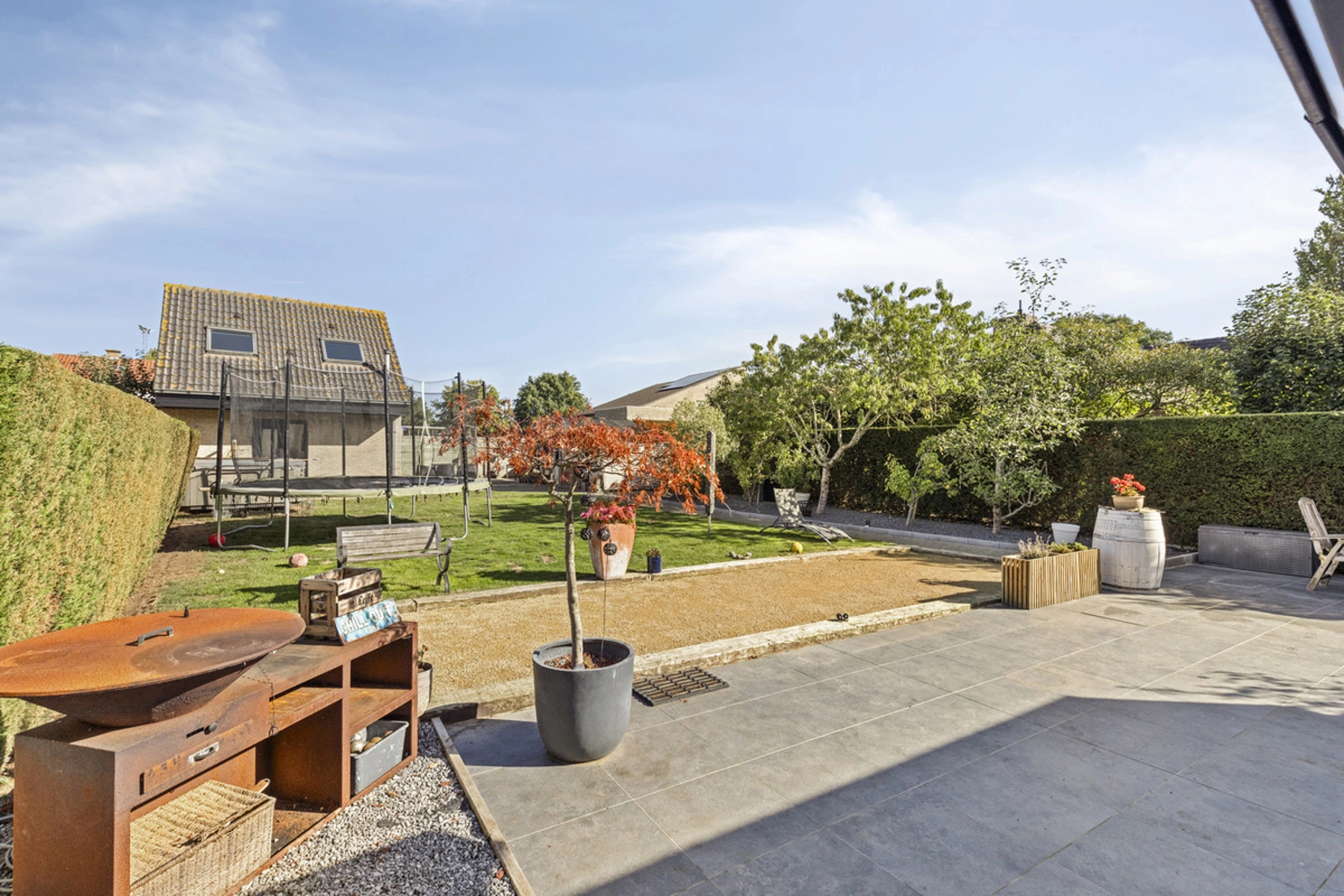 baf07943d4e44155b19fb03aaae1d827 photo