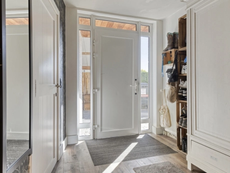 c463c5176b6f4765bbad54d030d802fc thumbnail