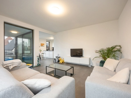 1237f4bc06cd4ad6a861a47edd8142e0 thumbnail