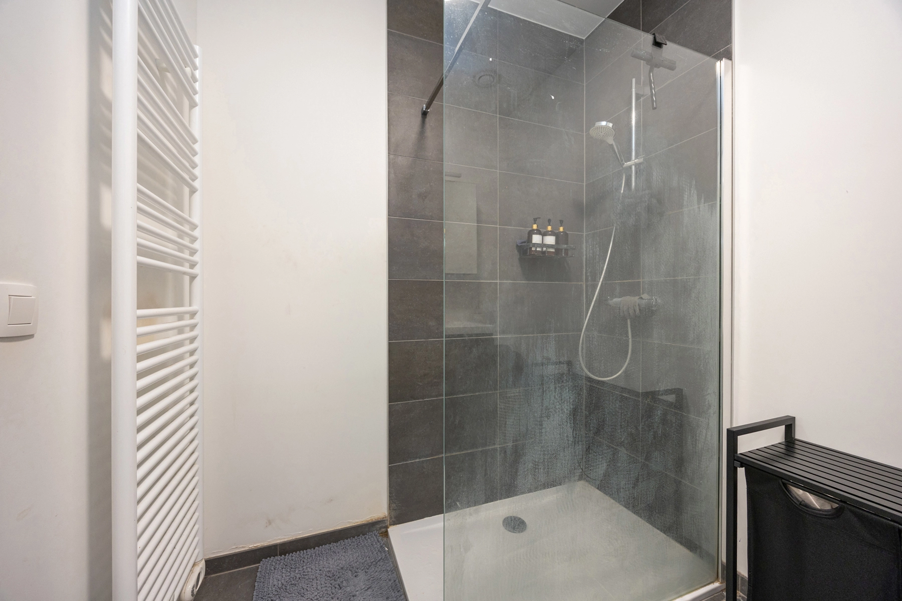 4fabbc04c05d4d70a79b9e359b0890b8 photo