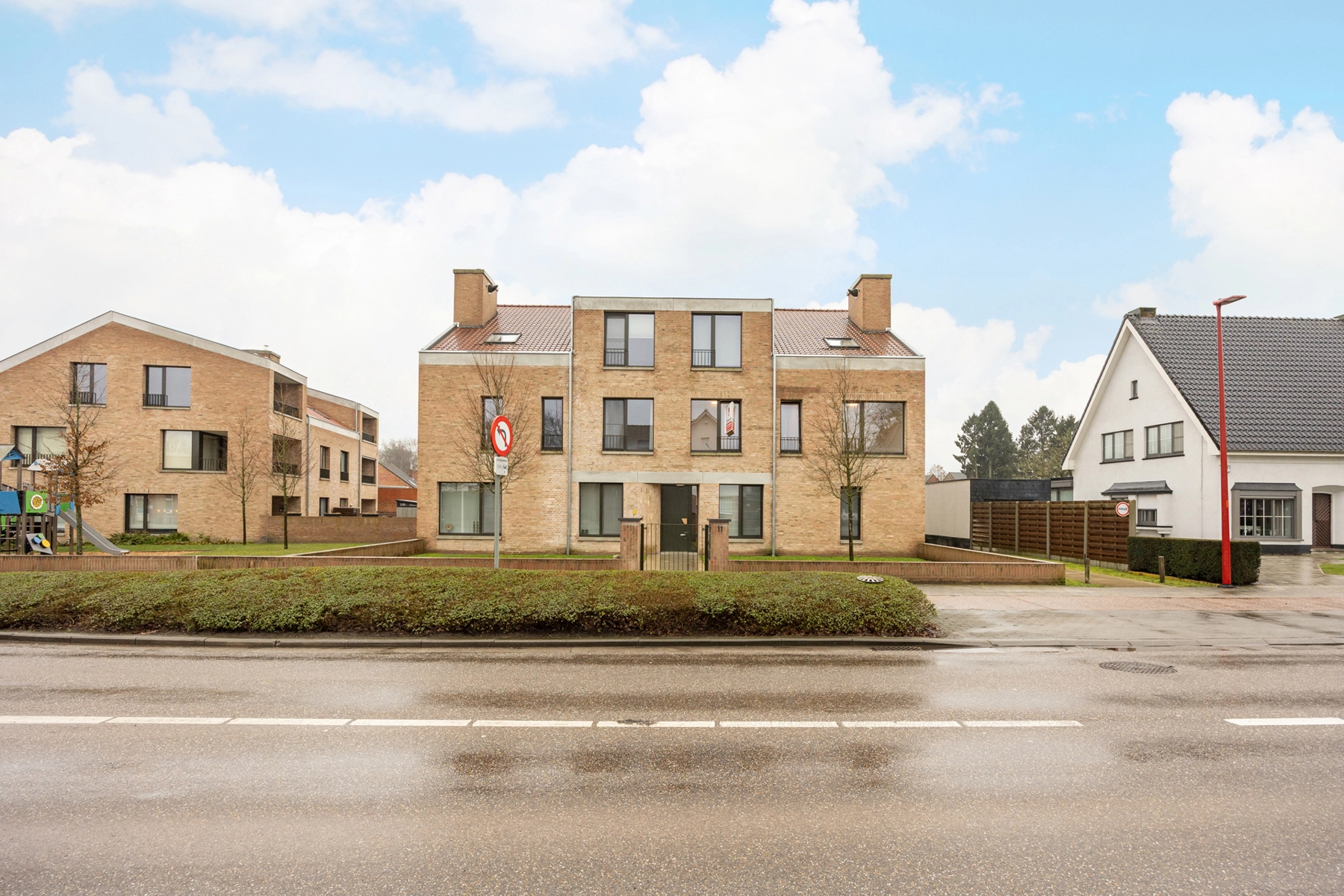 628a6fb2543c4f20aa9c9f4412ae53c3 photo