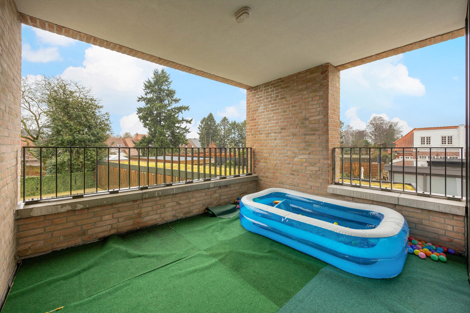 e223eff1e6ad415ebadbd5408b7af265 photo