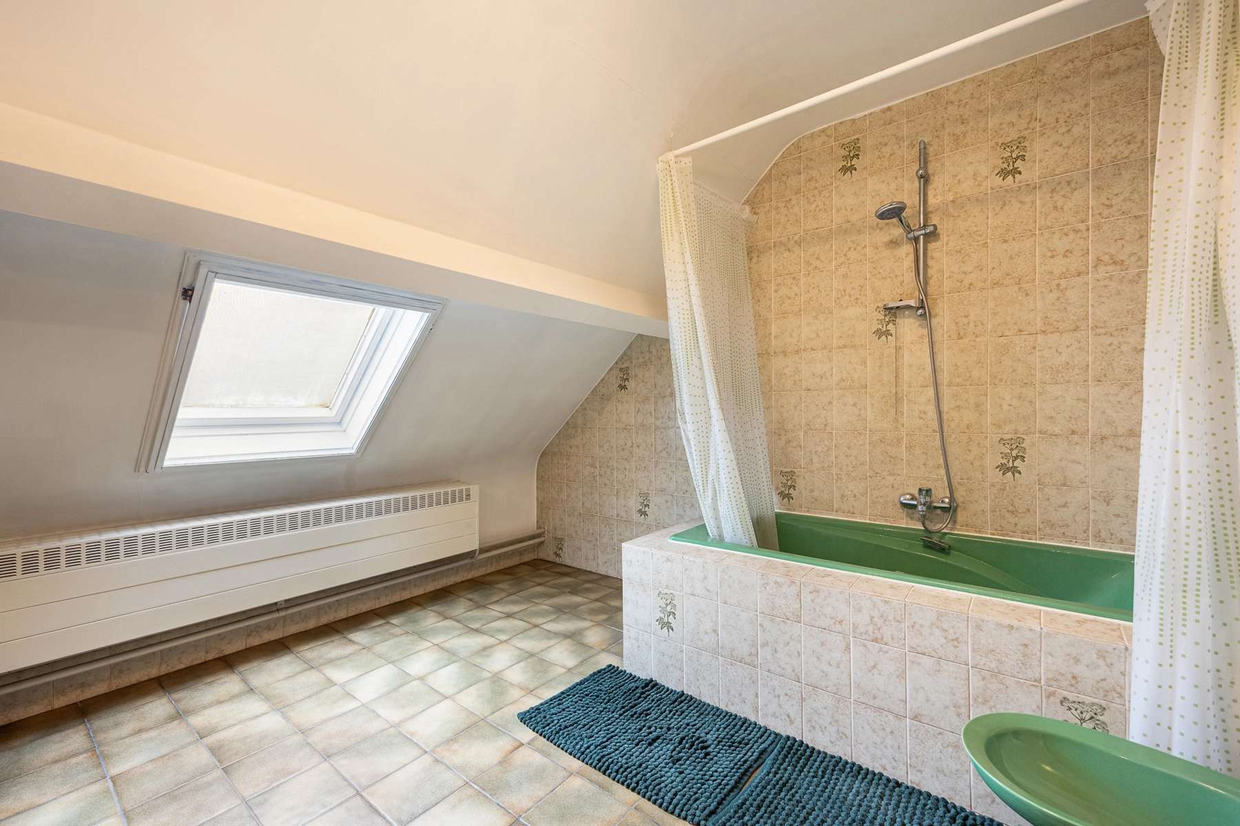 534c4a984d5c451688ac8fbc1bdd994a photo