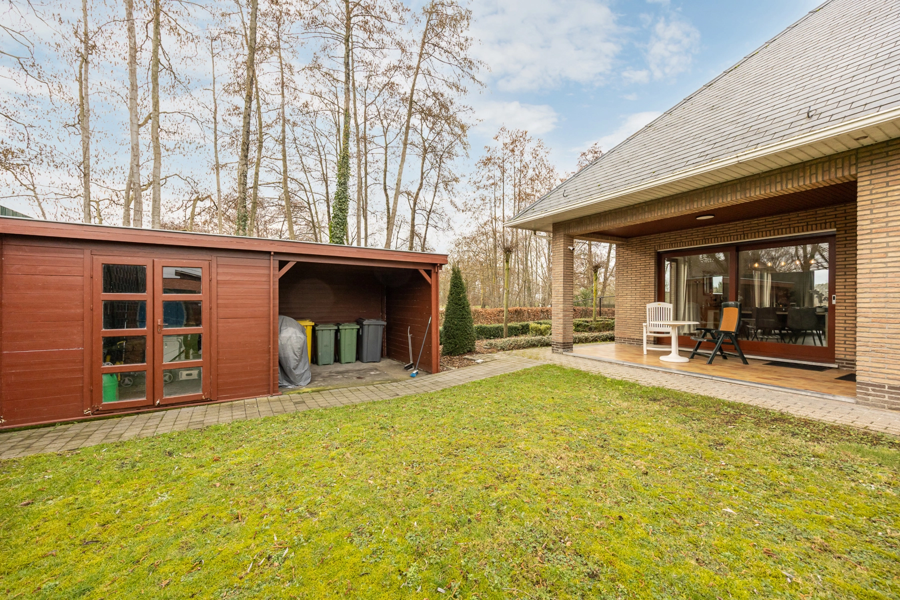 6be35f62390c45a2a7e7e23fbe0e68c5 photo