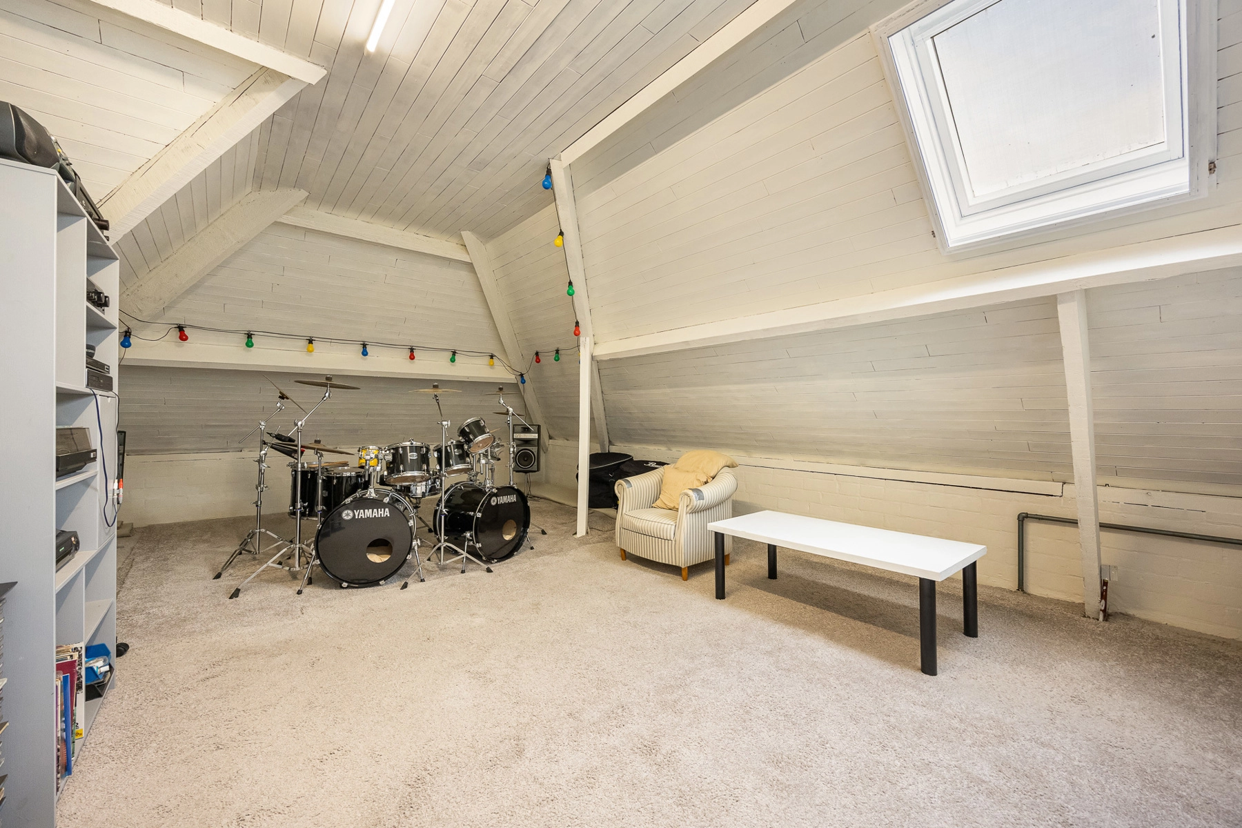 b38339146ee74205aa74f9cc0463c7f3 photo