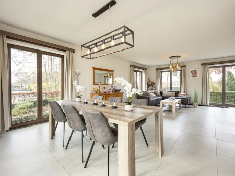 d759f58aadd84202bc347044fb02d412 thumbnail