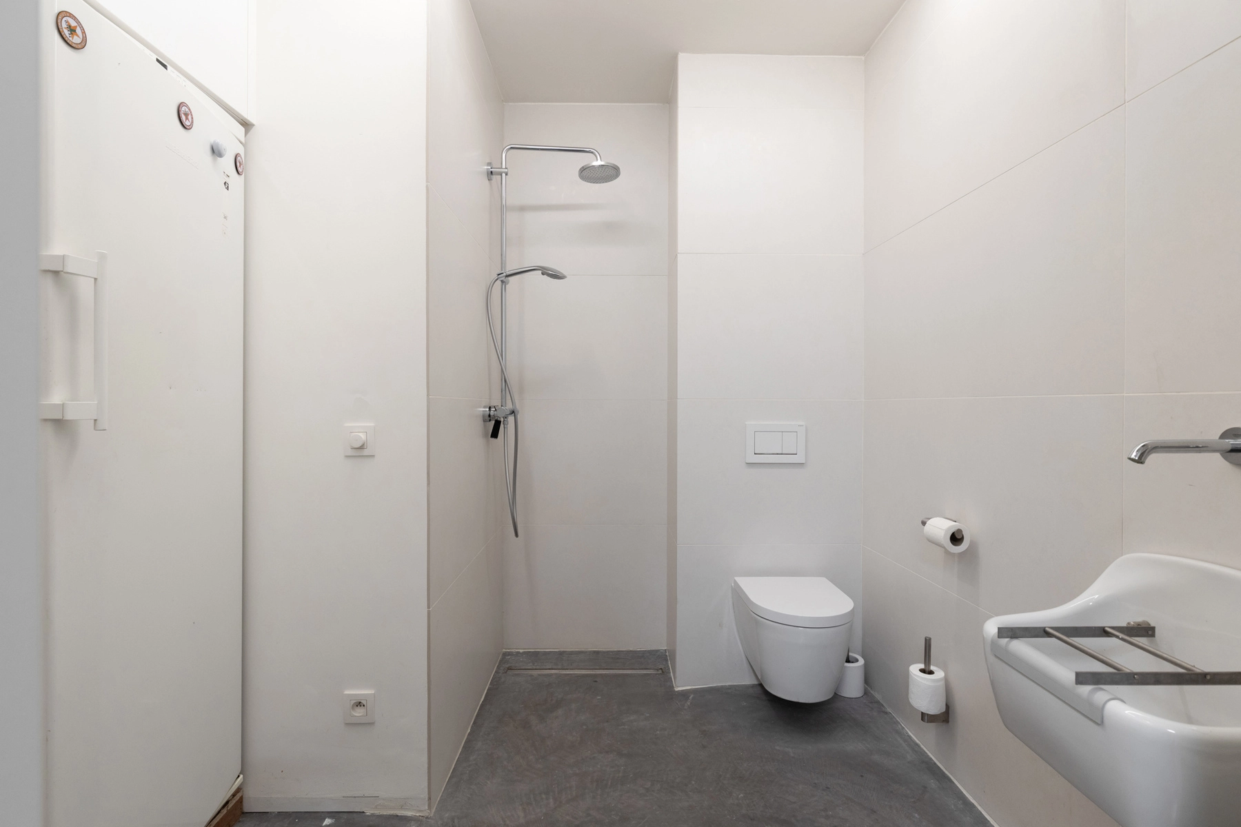 16e3ce03a2ee447e93124525acb941a2 photo