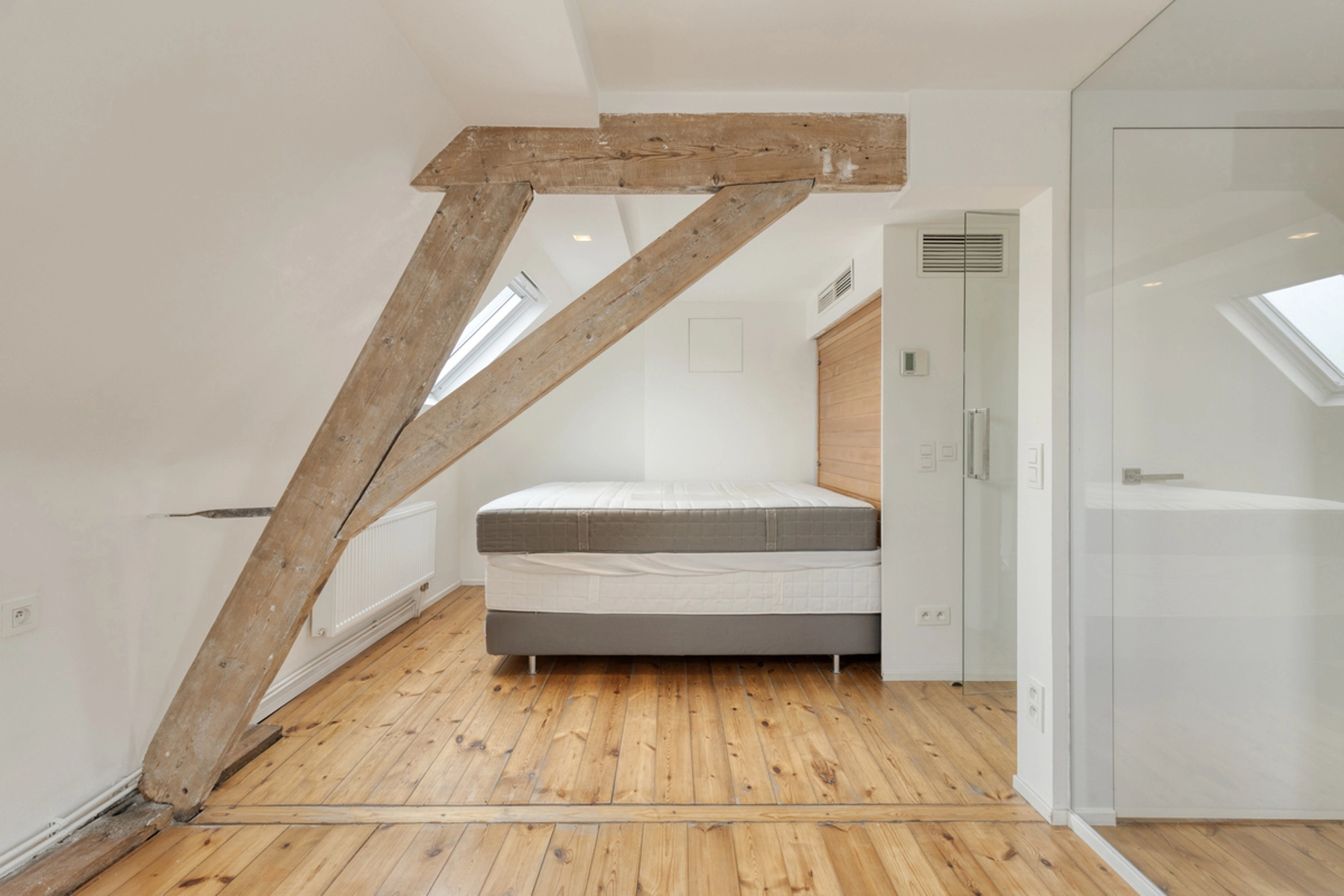 b796b8c010af47f2a3cdb1b6f7b46965 photo