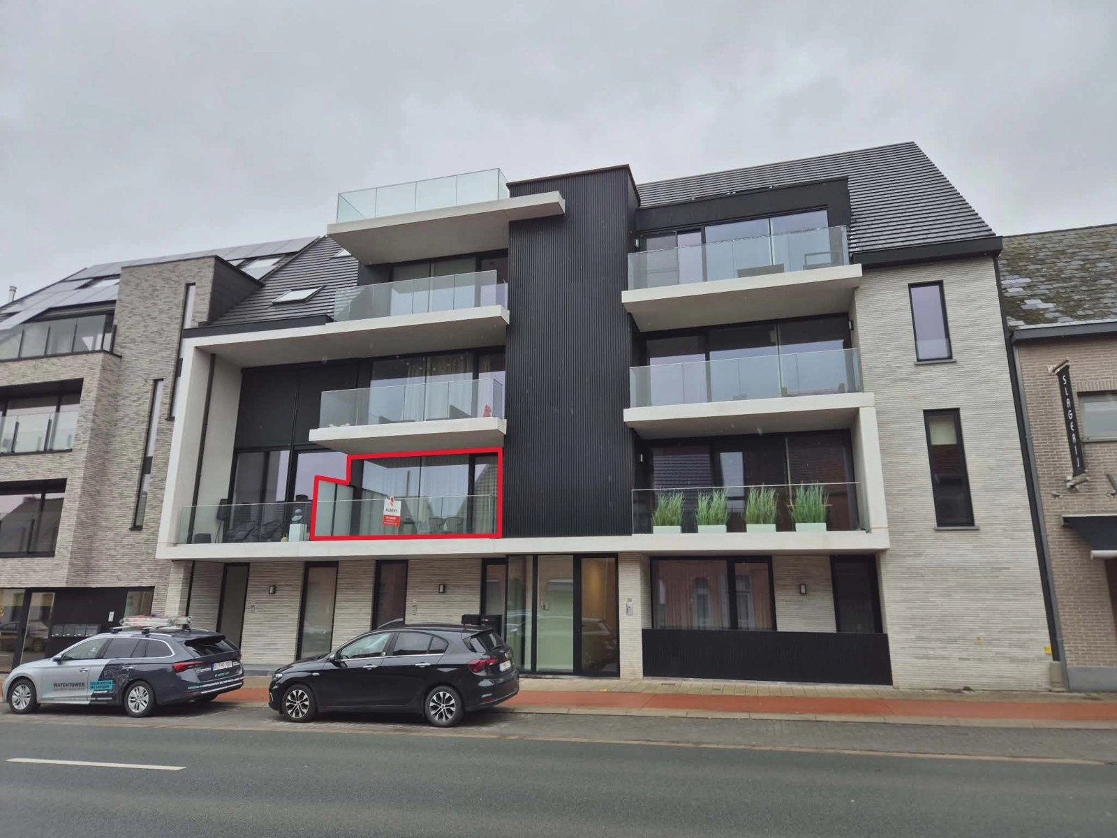 6c491f3ba64f471b86573d612580f084 photo