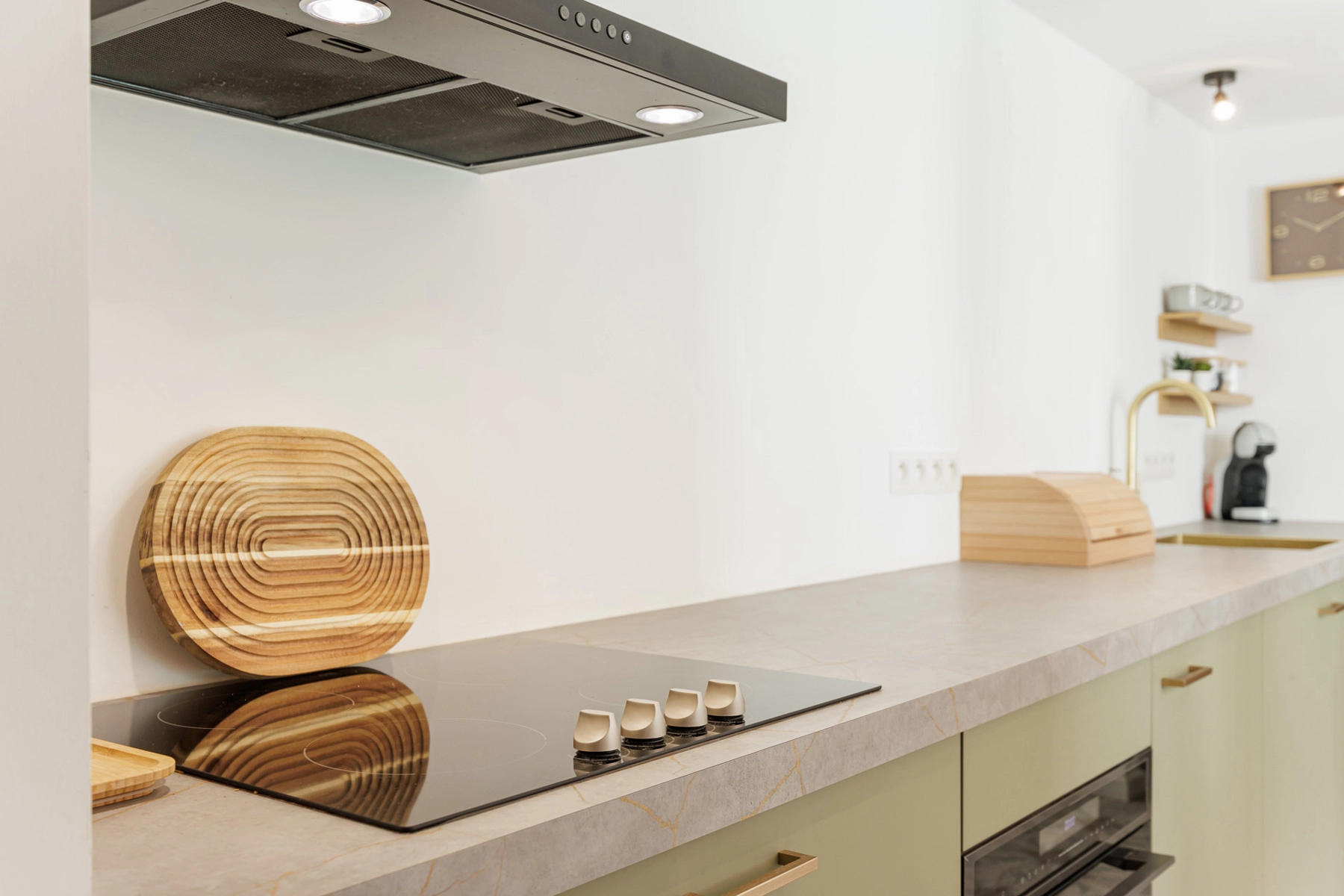 203b7cf6728f4d9aa5ff89ab47ac87c9 photo