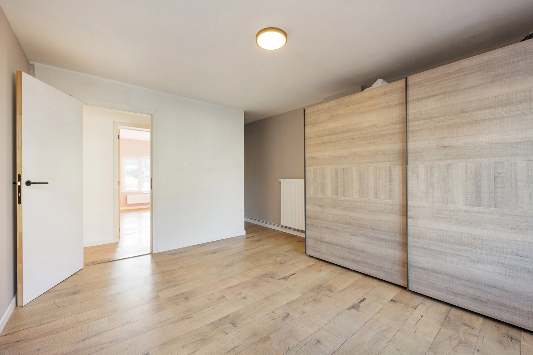 8aaa17987139472084b7dc4be177458a photo