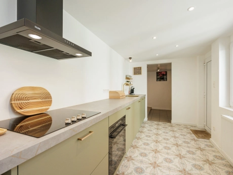 8e2de2a908b14a09a3007b6bb0312b9d thumbnail