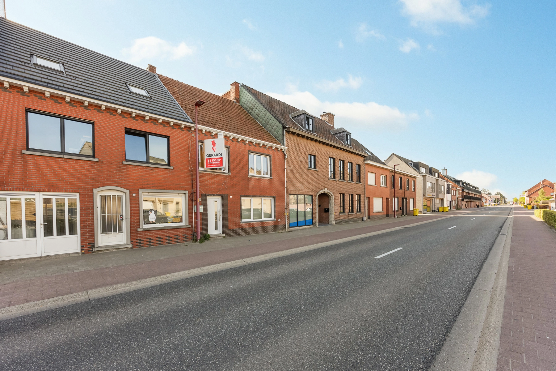 d8b35baf77084cd2b5ab2a9208709de3 photo