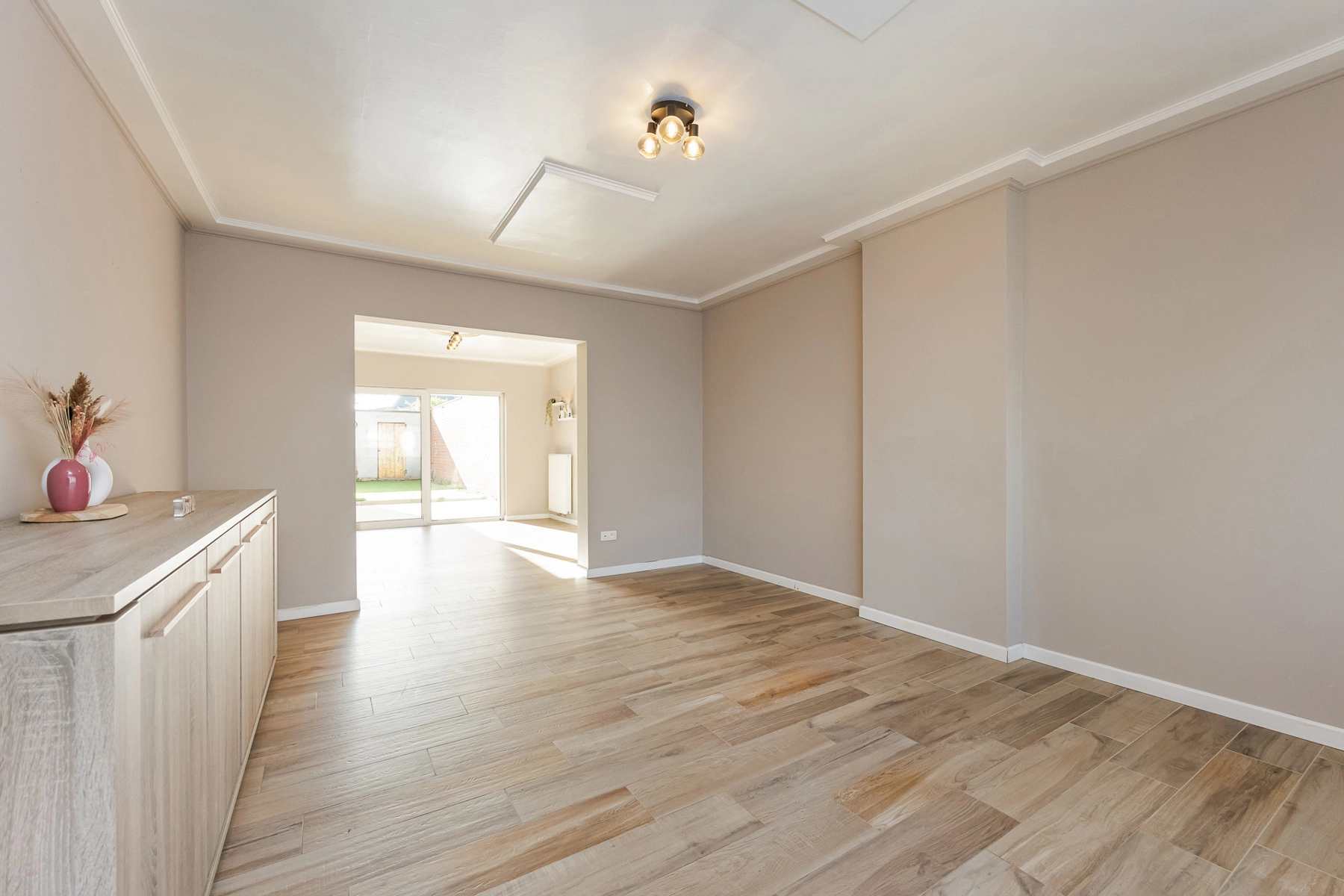 ec2538434096480c9f7a1db2b0d6e077 photo