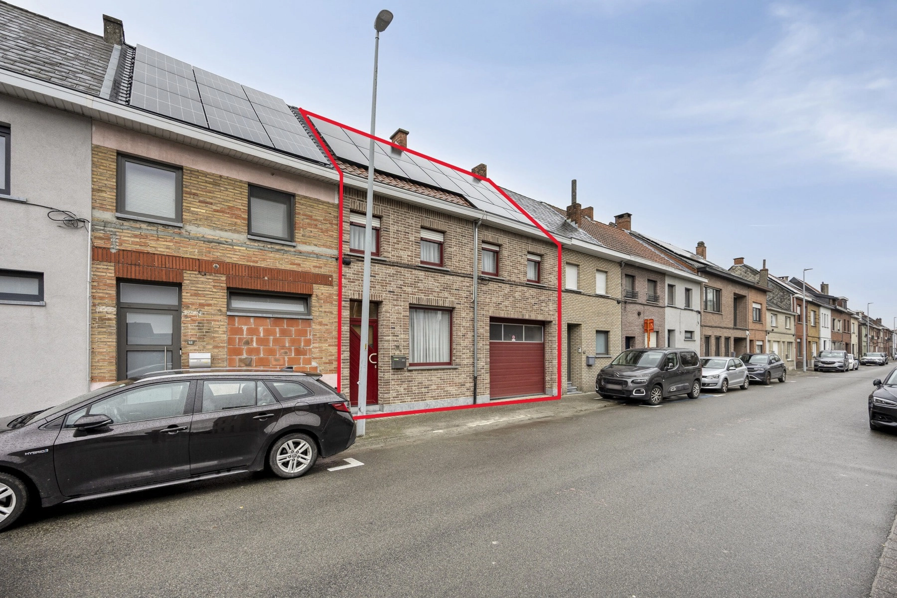 1cecdd36213144c9b9ae5894d20cb06c photo