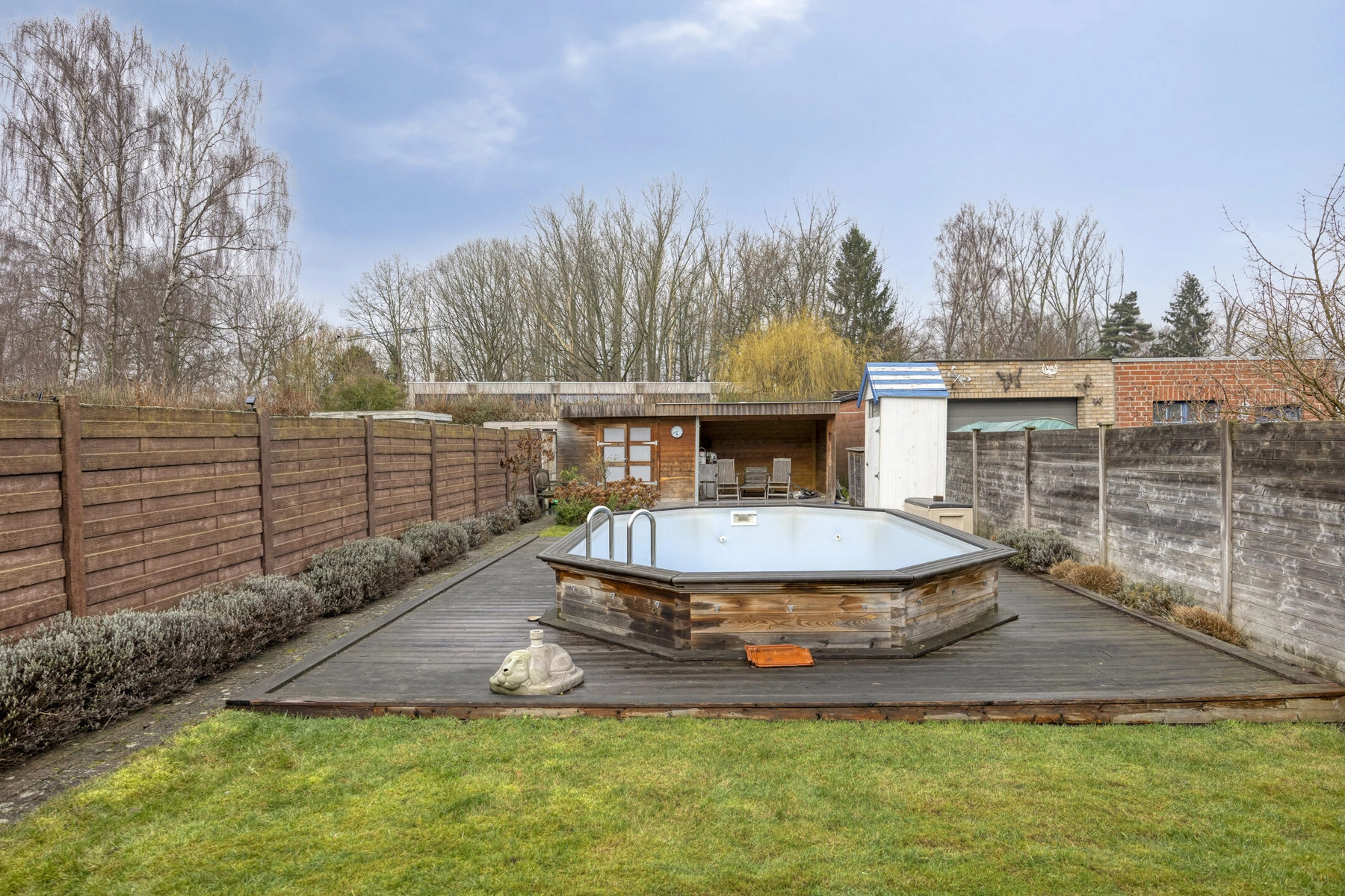 7881d5c941d94390bb2a01fa32c499fc photo