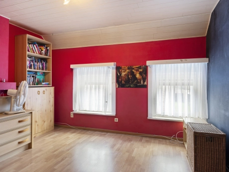 79b8283bf2a44d3fb594c37325fea811 thumbnail