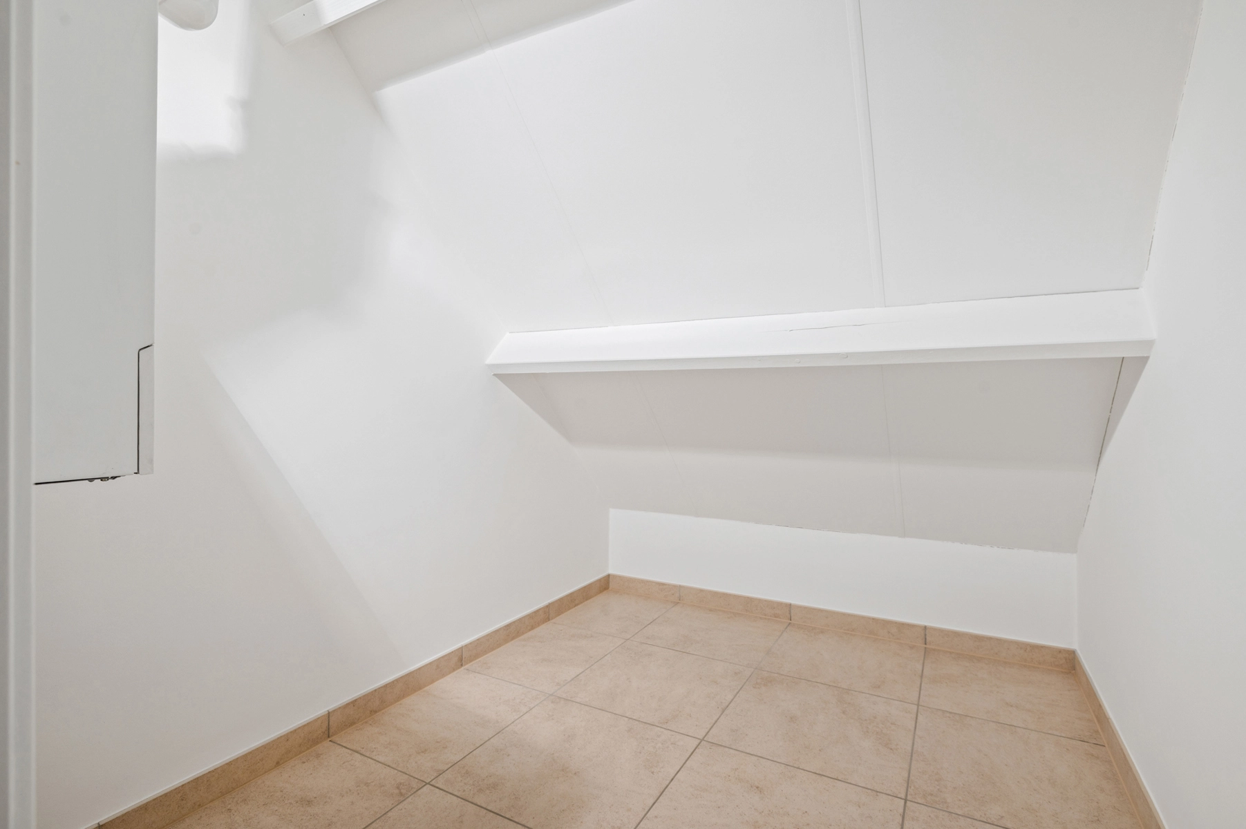 8b326c1a5507409b80bd2d64ba2fa078 photo