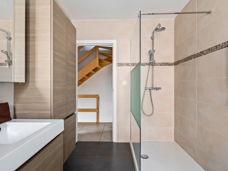 a8b4736032614f3aba8010c949b54cbe thumbnail