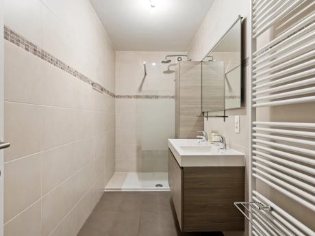 e0b7a6e79ee84ca9b182c8df485275df thumbnail