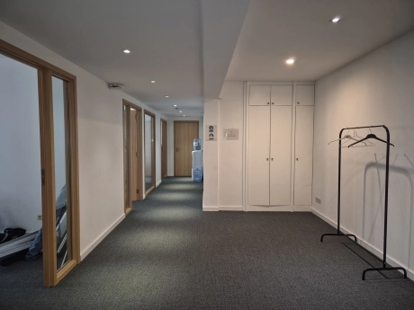 6e0e8e8eb99340c78b7fee2500a86c16 thumbnail