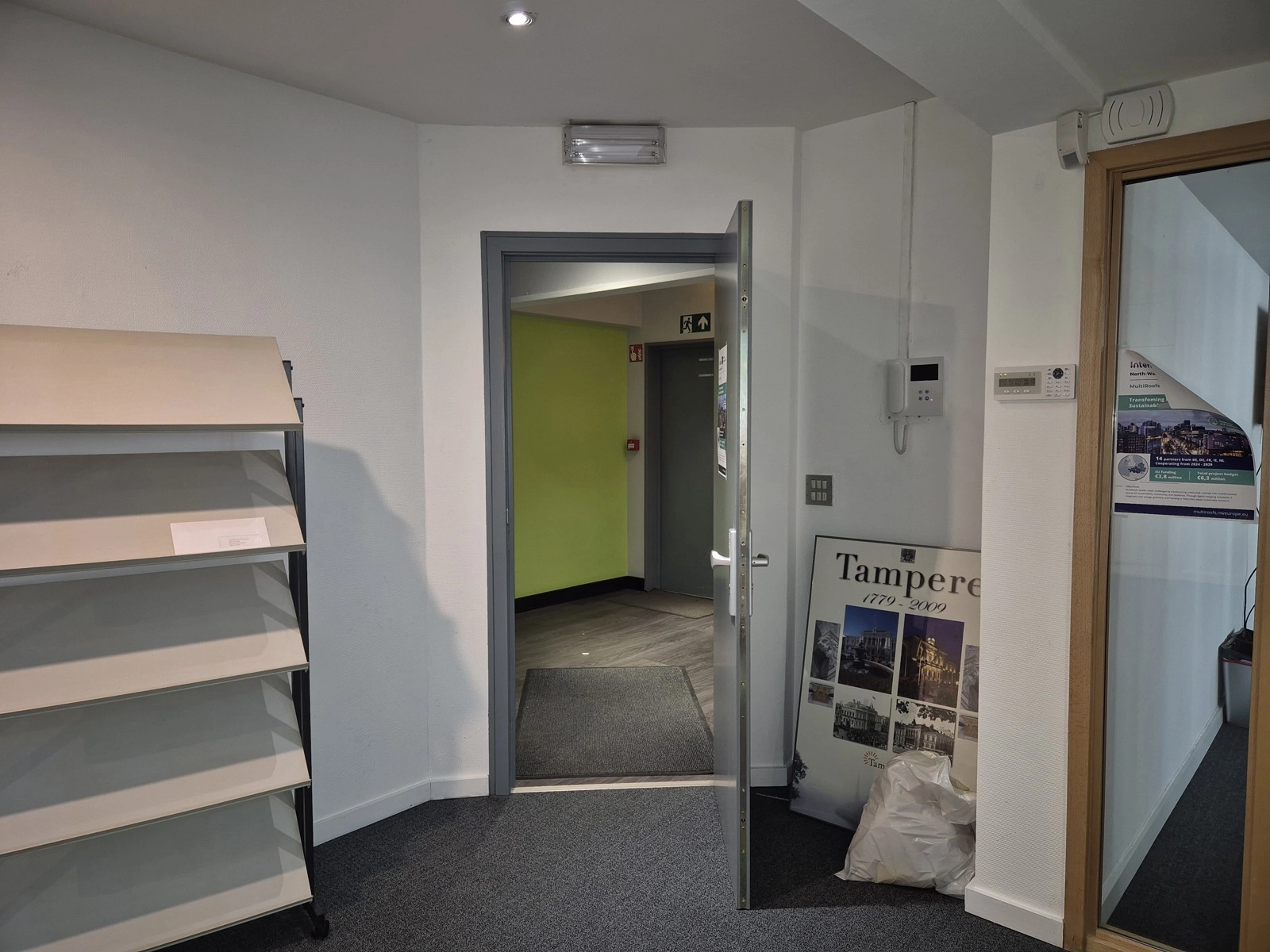 735b89c62069432fa8cc9efd79cbf061 photo