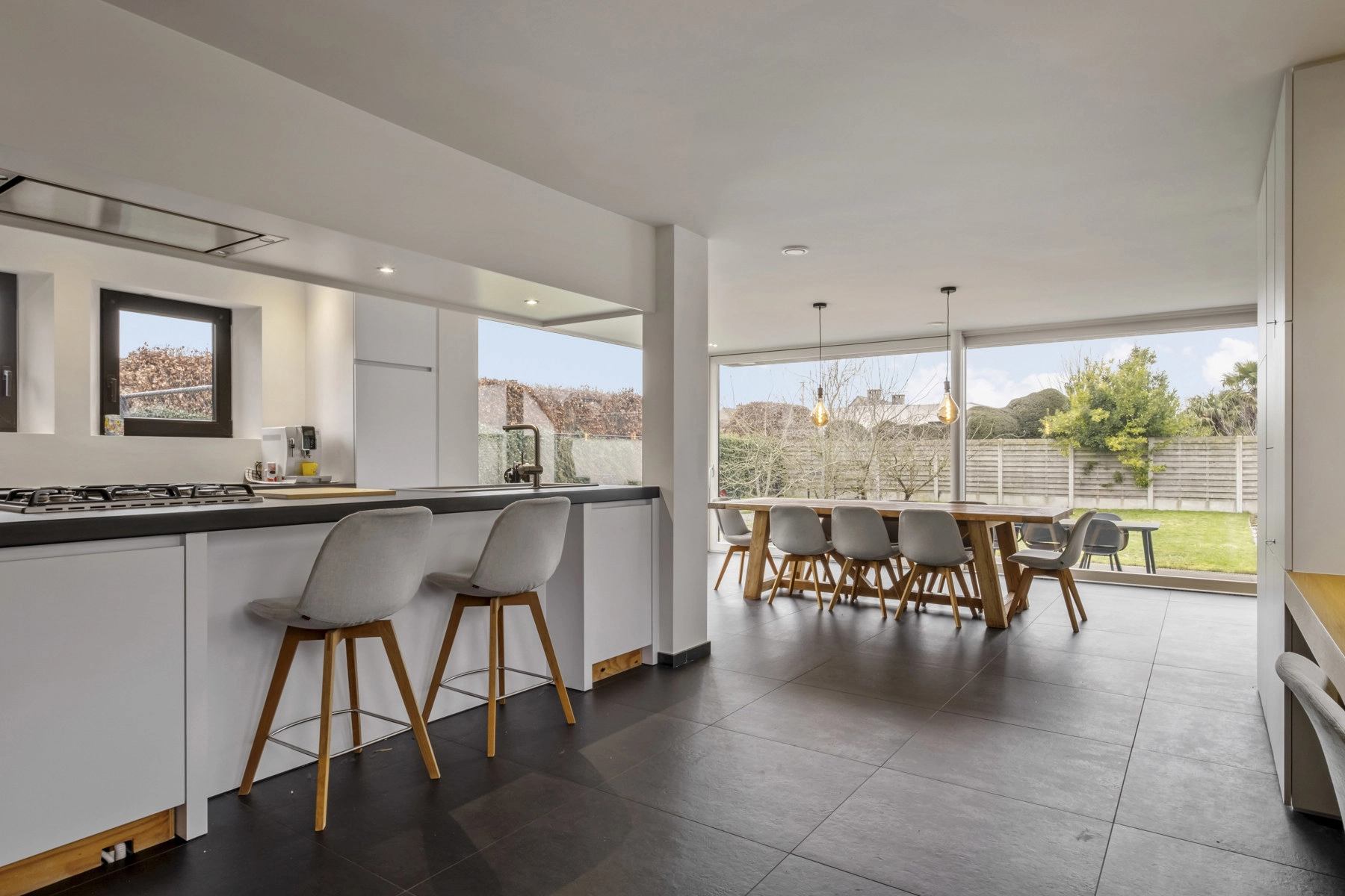 0c9710f5e8ca439db461e96fefef6dff photo