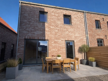 14d7123117204143bdbf8762b41ae33d thumbnail