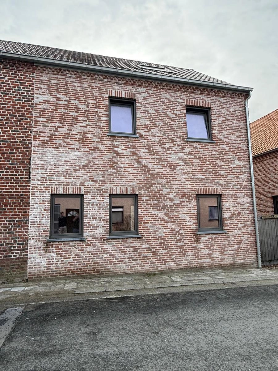 6ba21eb011414e47831776a18b0939a6 photo