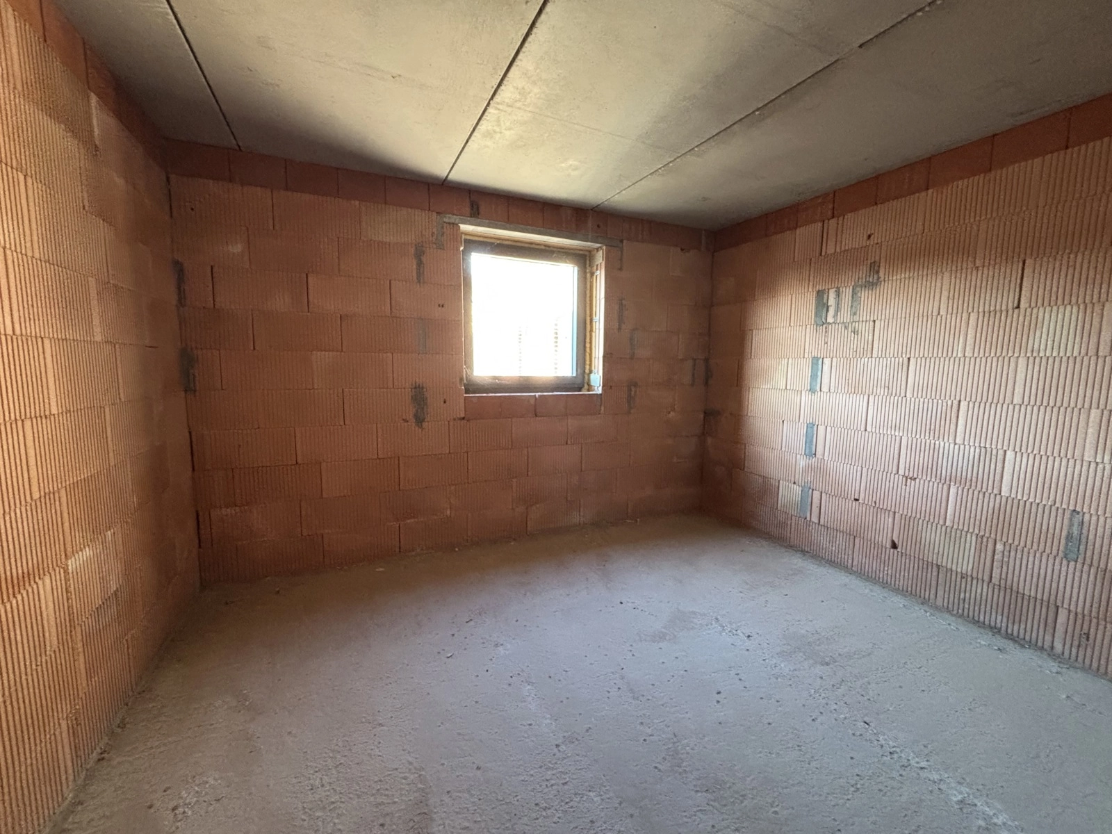 24978be105594de09d2c14b78e2a754f photo