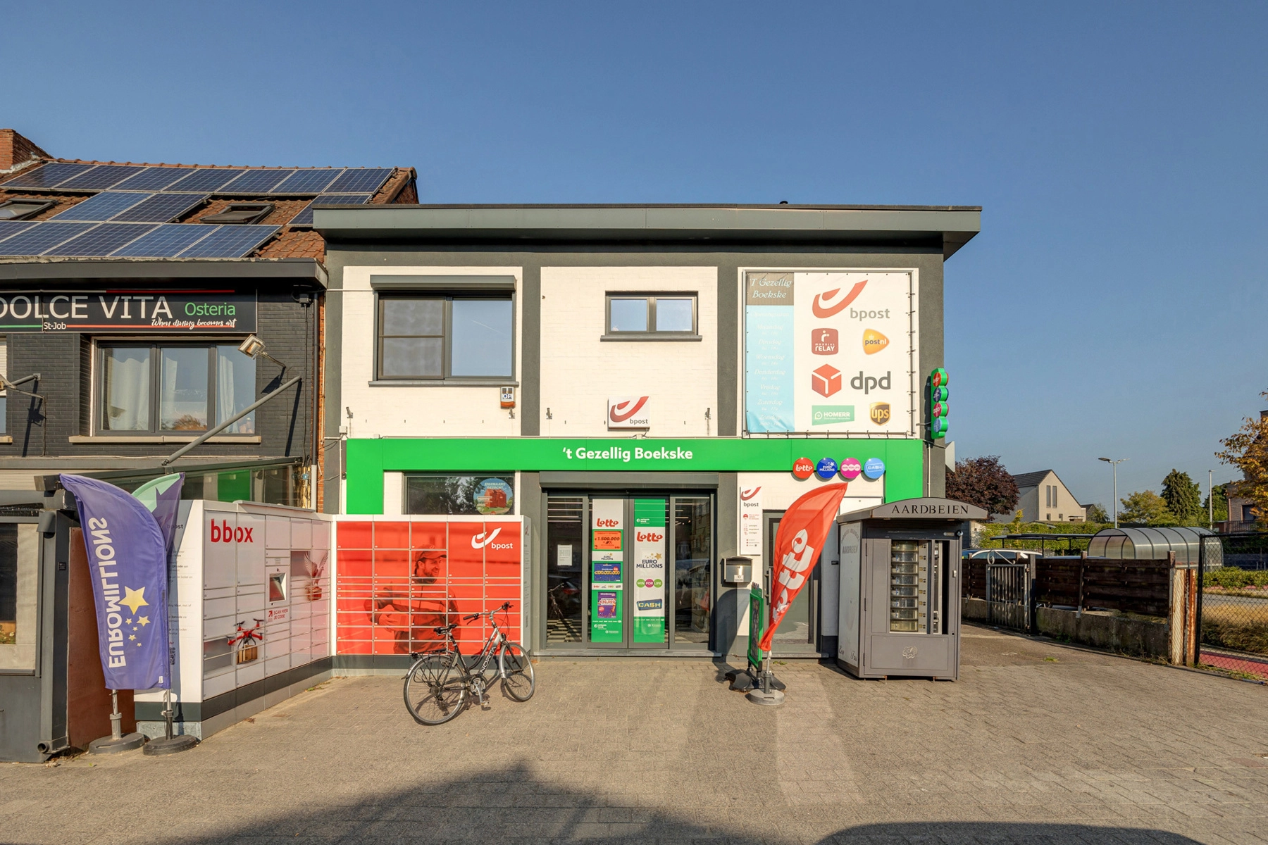 224bbcce0aa54d22a456a242e6e30182 photo