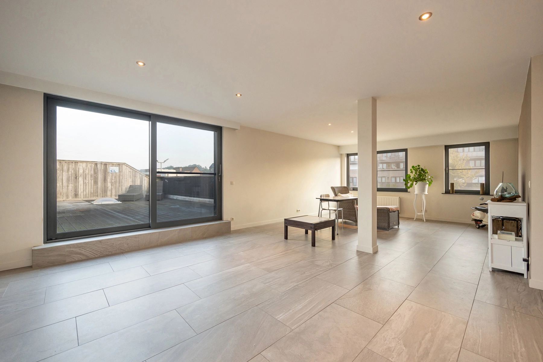 7d33a85693f44d66a210fc255cb8b50e photo