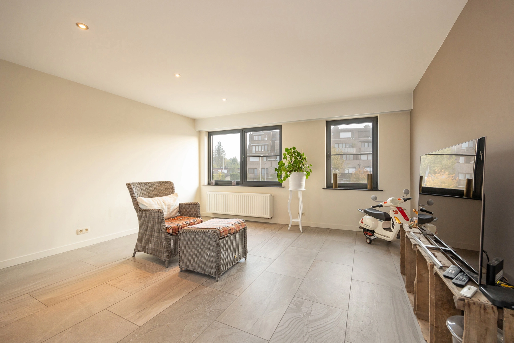 db015d2ec6594af78100f6a6c3fd55d7 photo