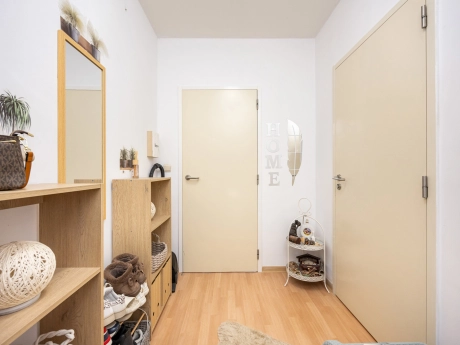 1a3a37e662674494b8c0a74bab895e3e thumbnail