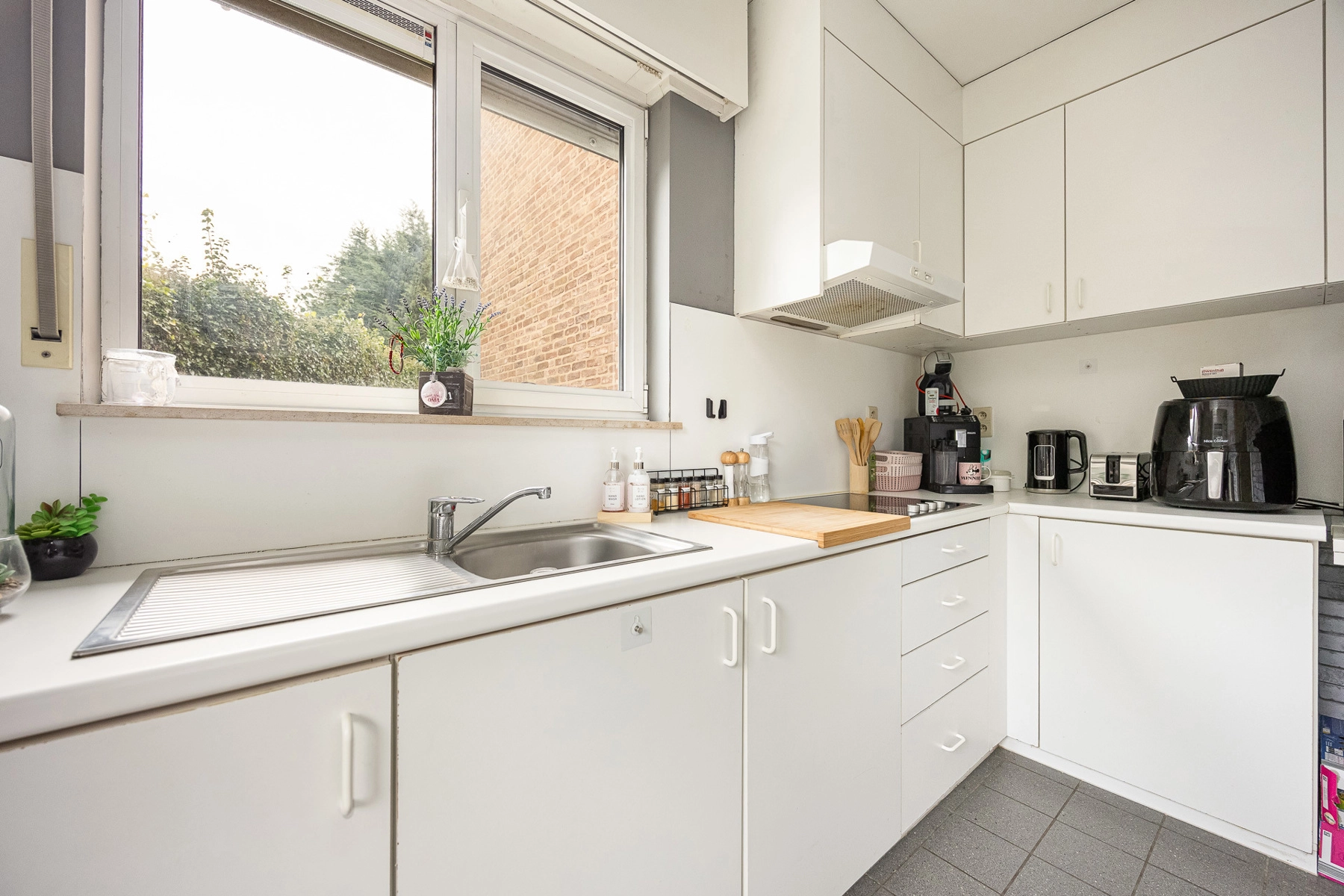 3497bf3a2454494f998c0f573dea93c7 photo