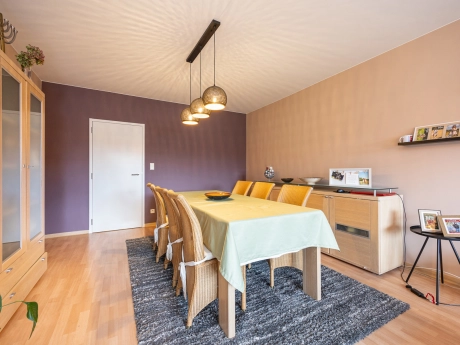 2c0674710b40423bbf446134f9438364 thumbnail