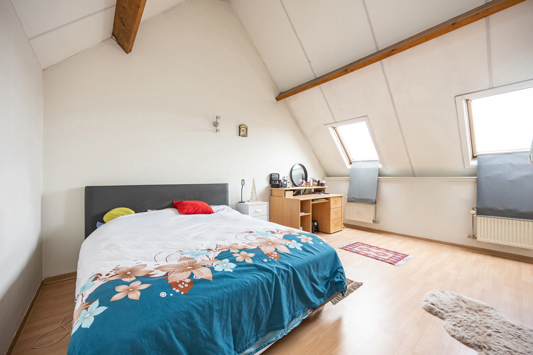 7ab7cdf3736e408b8df1e4b19be0964a photo