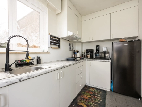 b86101e236c84d6d8211761ce39eec04 thumbnail