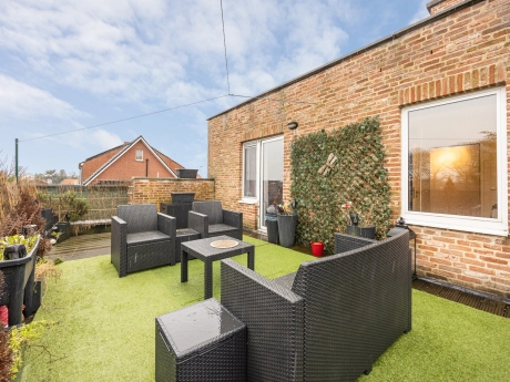 99d9c7e4f2f14c94b3531514fb37a701 thumbnail