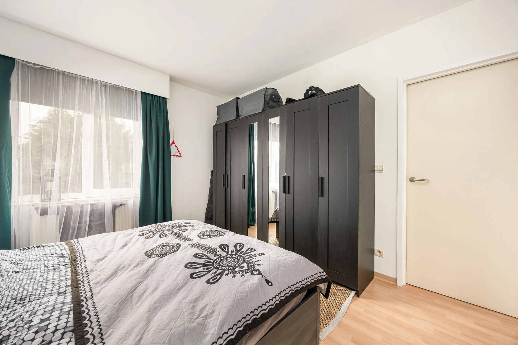 bddff60608e14dfa8cc62b17c2682626 photo