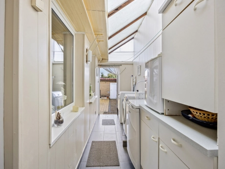 75be3f87660c4e0c941f13ea8dd32863 thumbnail