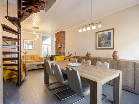 905c50a3791341c1a042aa0c019bc262 thumbnail