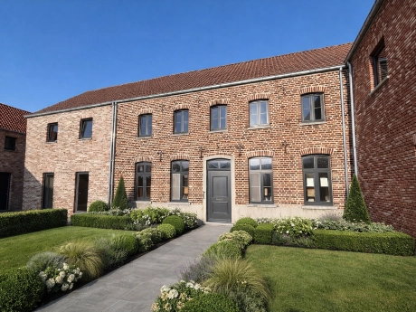 4c6f3645457541c98d3b8c3ac150405f thumbnail