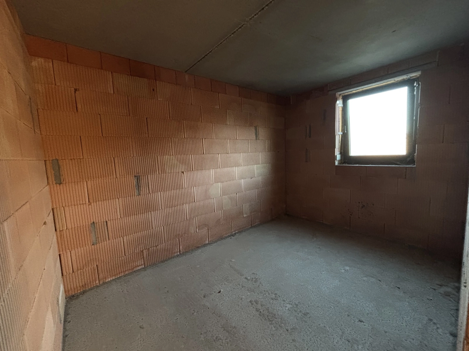 bab24e2c33eb4202b9e19034e7d66a16 photo